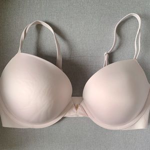 Victoria’s Secret Push up bra